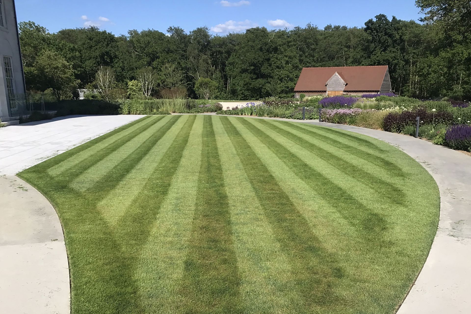 Garden Services Newbury Berkshire by Brabazons Garden